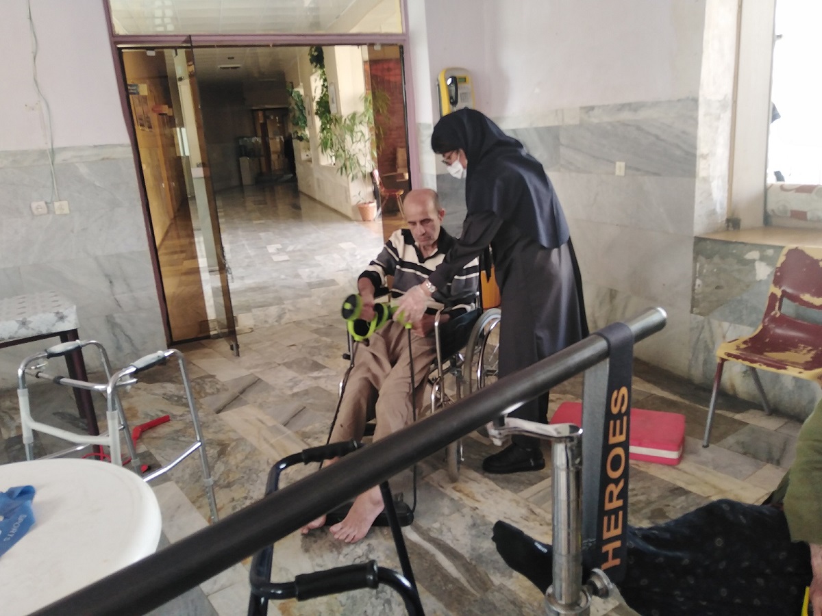 تمرینات توانبخشی سالمندان گرامی 